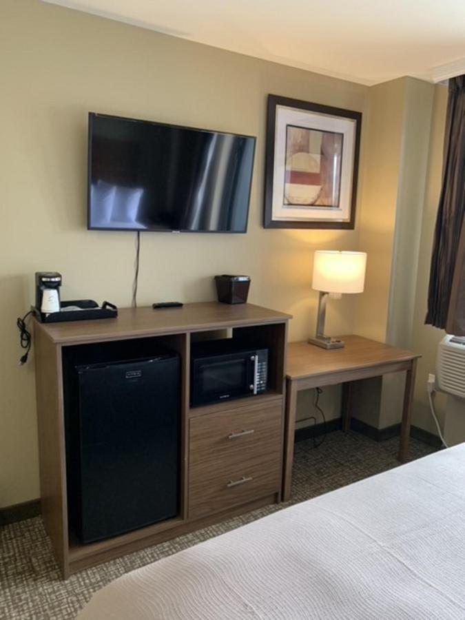 Astoria Delancy Inn & Suites New York Eksteriør billede